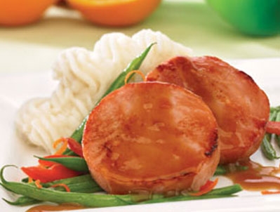 Glazed Ham Medallions with Orange Sauce and Red Bell Pepper
